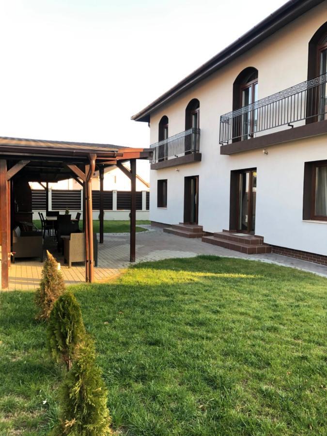 Holiday Luxury Villa With Private Garden Selimbar Exterior foto