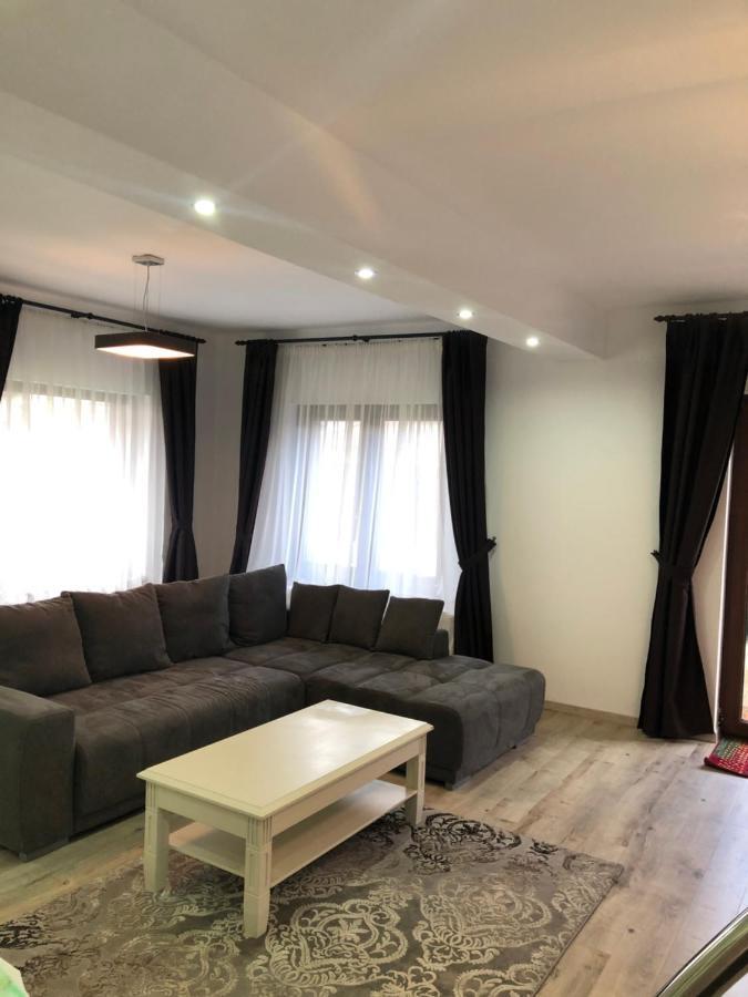 Holiday Luxury Villa With Private Garden Selimbar Exterior foto